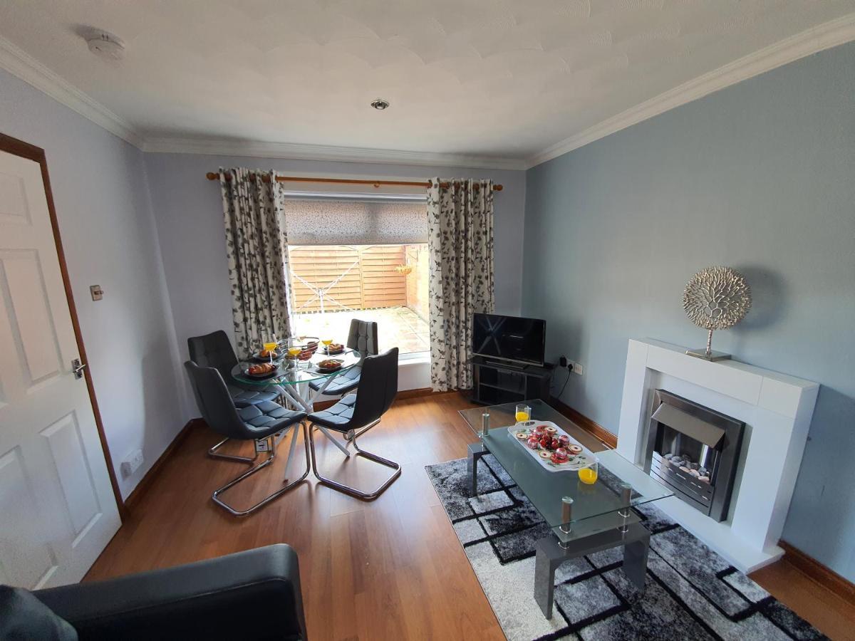 Premier - Kenilworth House Apartment Holytown Exterior photo